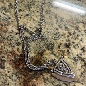 J crew necklace pictures